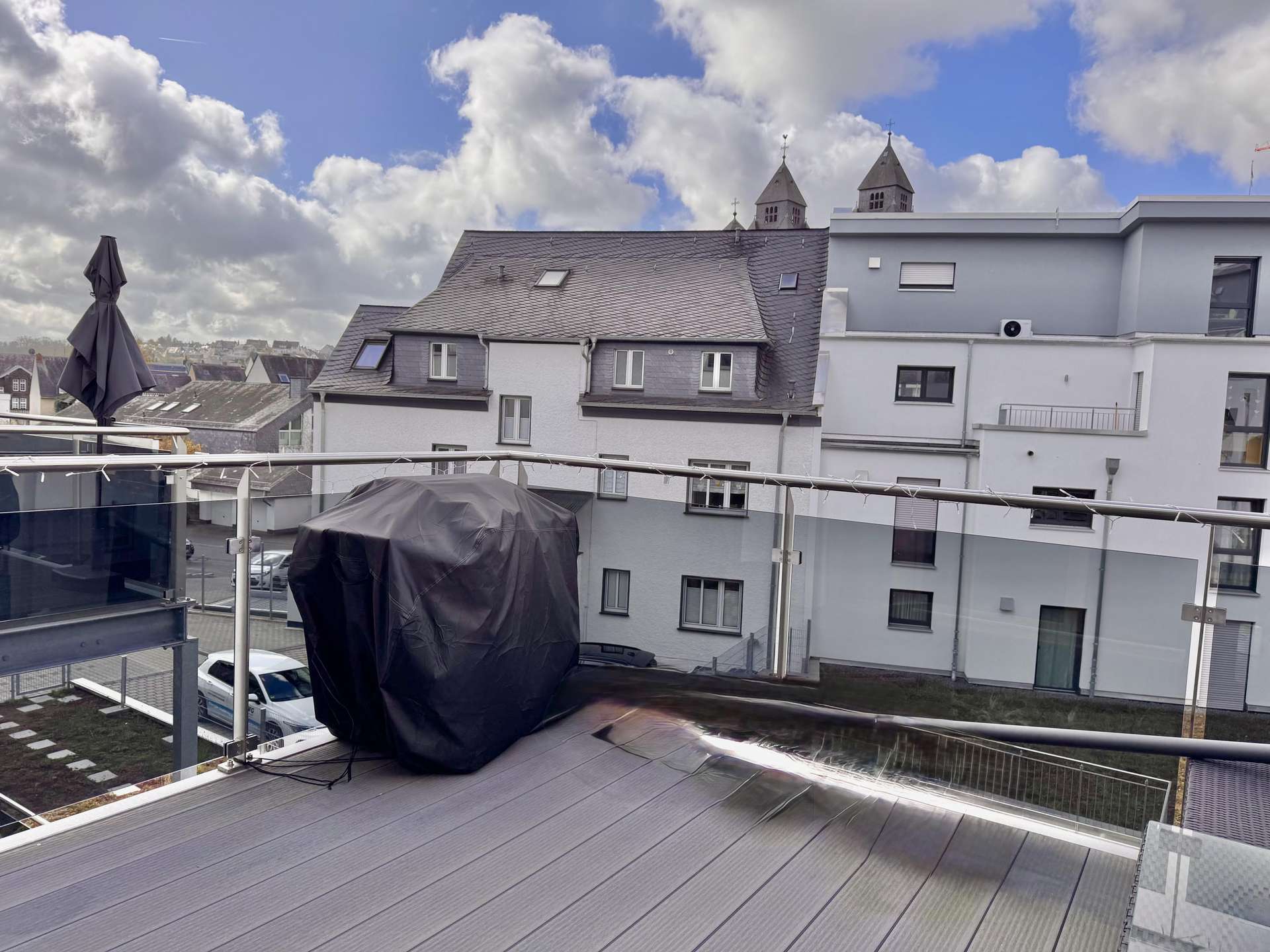 BARRIEREFREIE WOHNUNG IM L&Ouml;WENKARREE